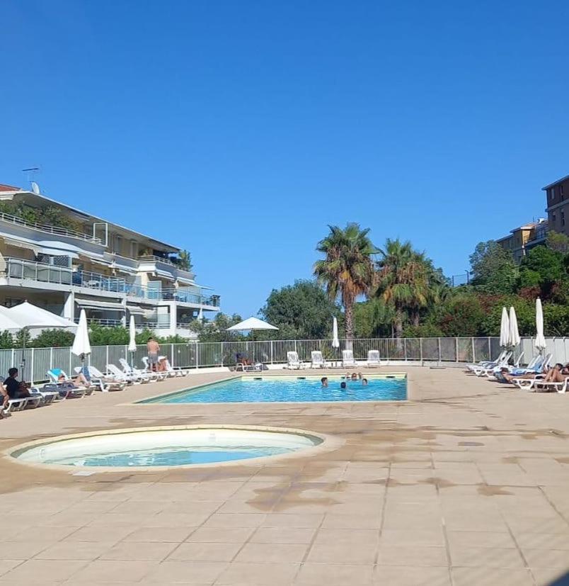 Elegant One-Bedroom Apartment With Swimming Pool - Stayinantibes - Le Vallon Ngoại thất bức ảnh