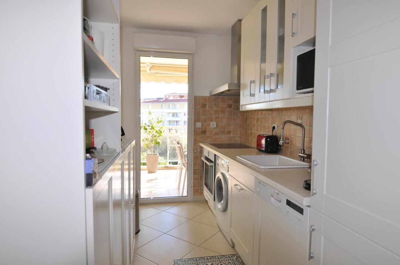 Elegant One-Bedroom Apartment With Swimming Pool - Stayinantibes - Le Vallon Ngoại thất bức ảnh