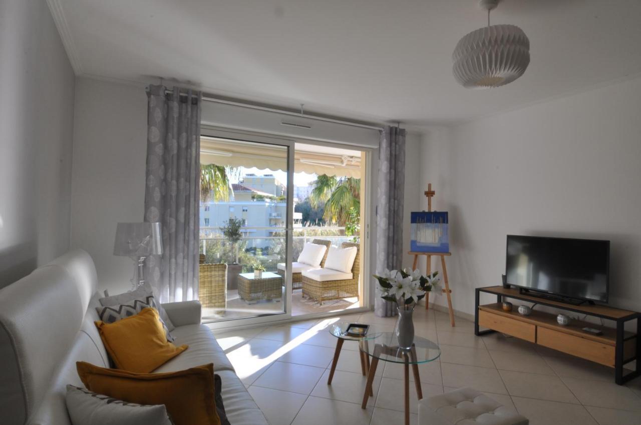 Elegant One-Bedroom Apartment With Swimming Pool - Stayinantibes - Le Vallon Ngoại thất bức ảnh